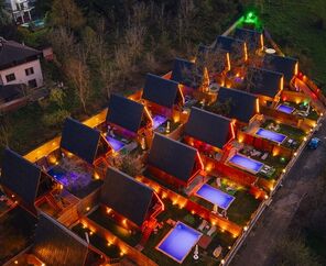 Galaksi Life Havuzlu Jakuzili Bungalov
