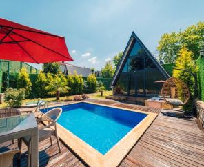 Maşukiye Havuzlu Jakuzili Bungalov